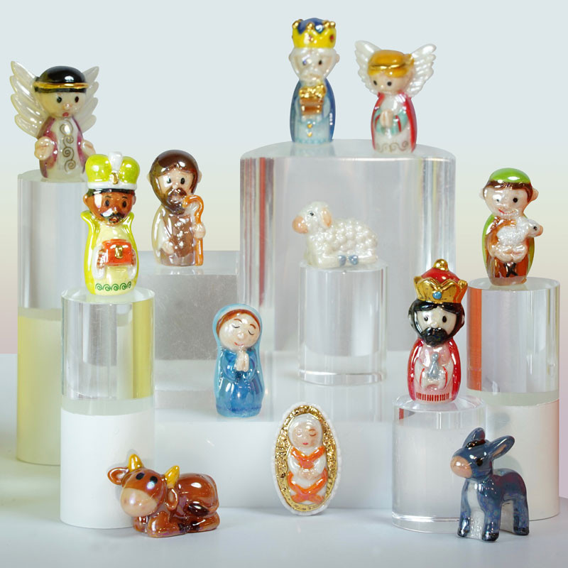 Nativité Dorée - Série de 12 fèves en porcelaine - Prime Nativité Dorée - Série de 12 fèves en porcelaine - Prime